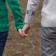 女性のボディタッチは脈ありのサインなのか